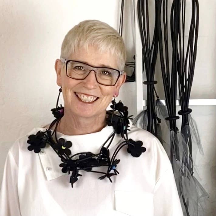 NRFldcbk recycled felt flower necklace, fashion daisy chain jewelry