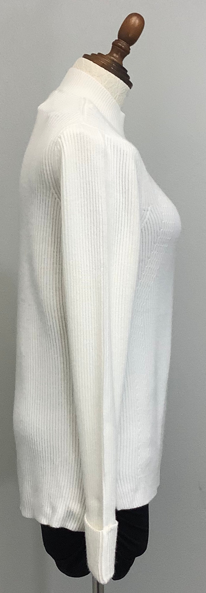 R6768 Renuar Knit Sweater